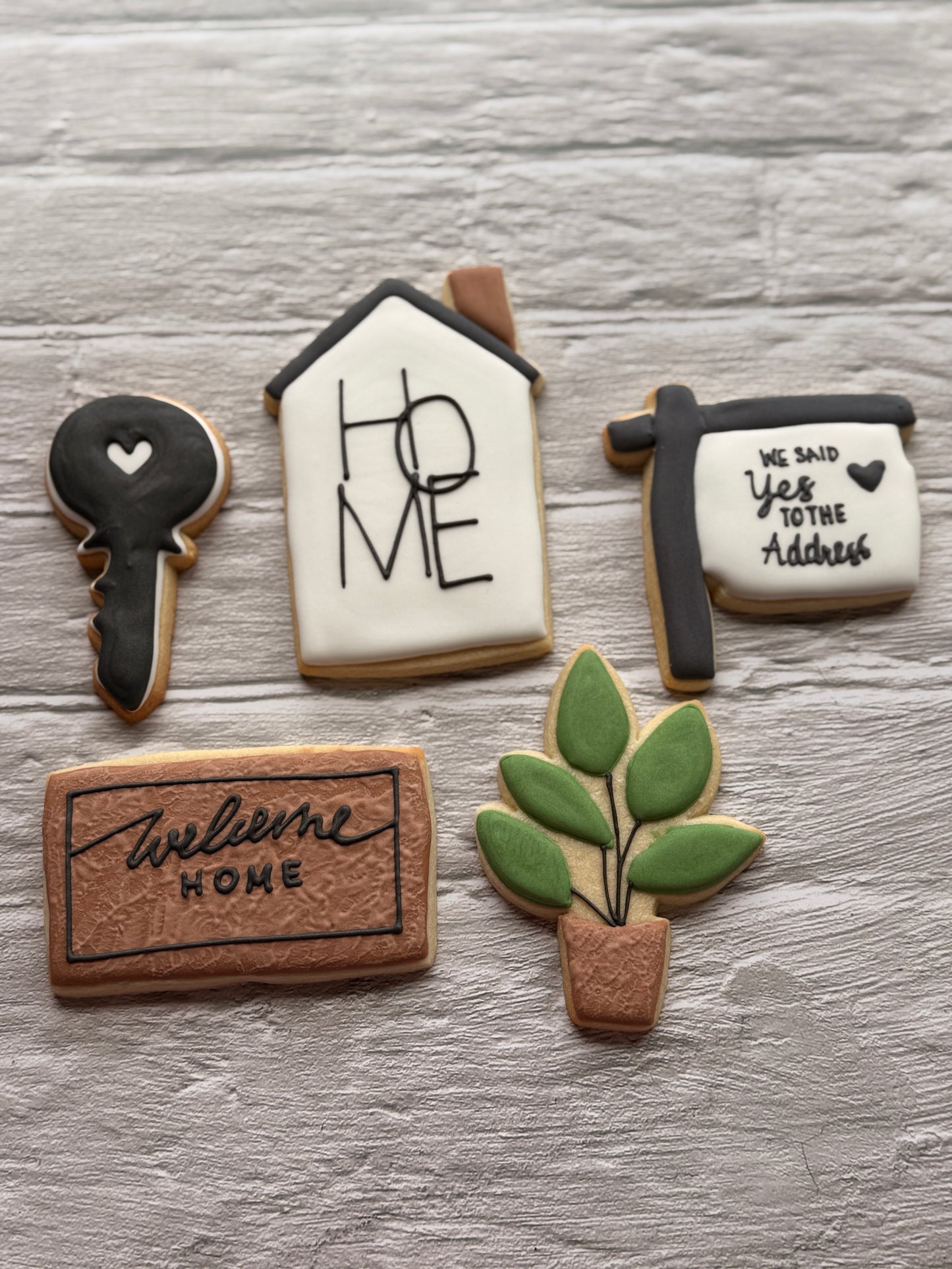 Welcome Home Cookie Set